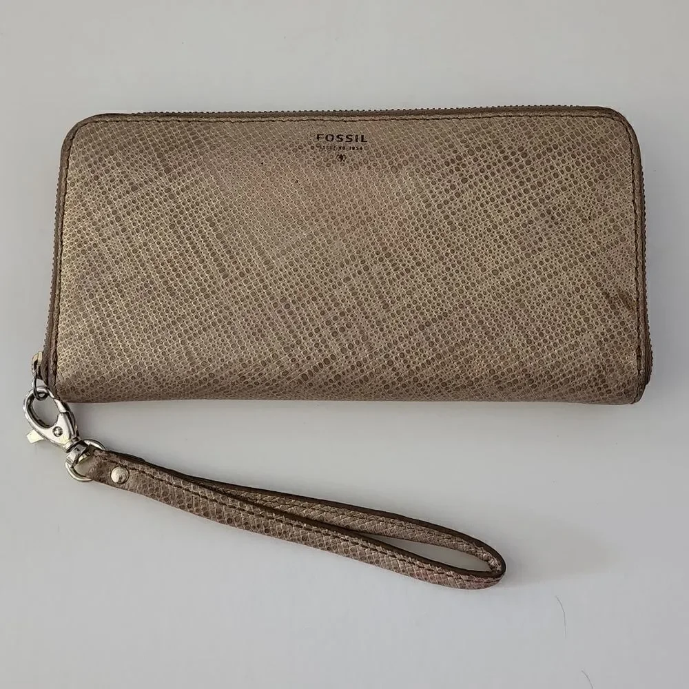 Fossil Sydney Clutch Wallet Rose Gold Leather Zip Around